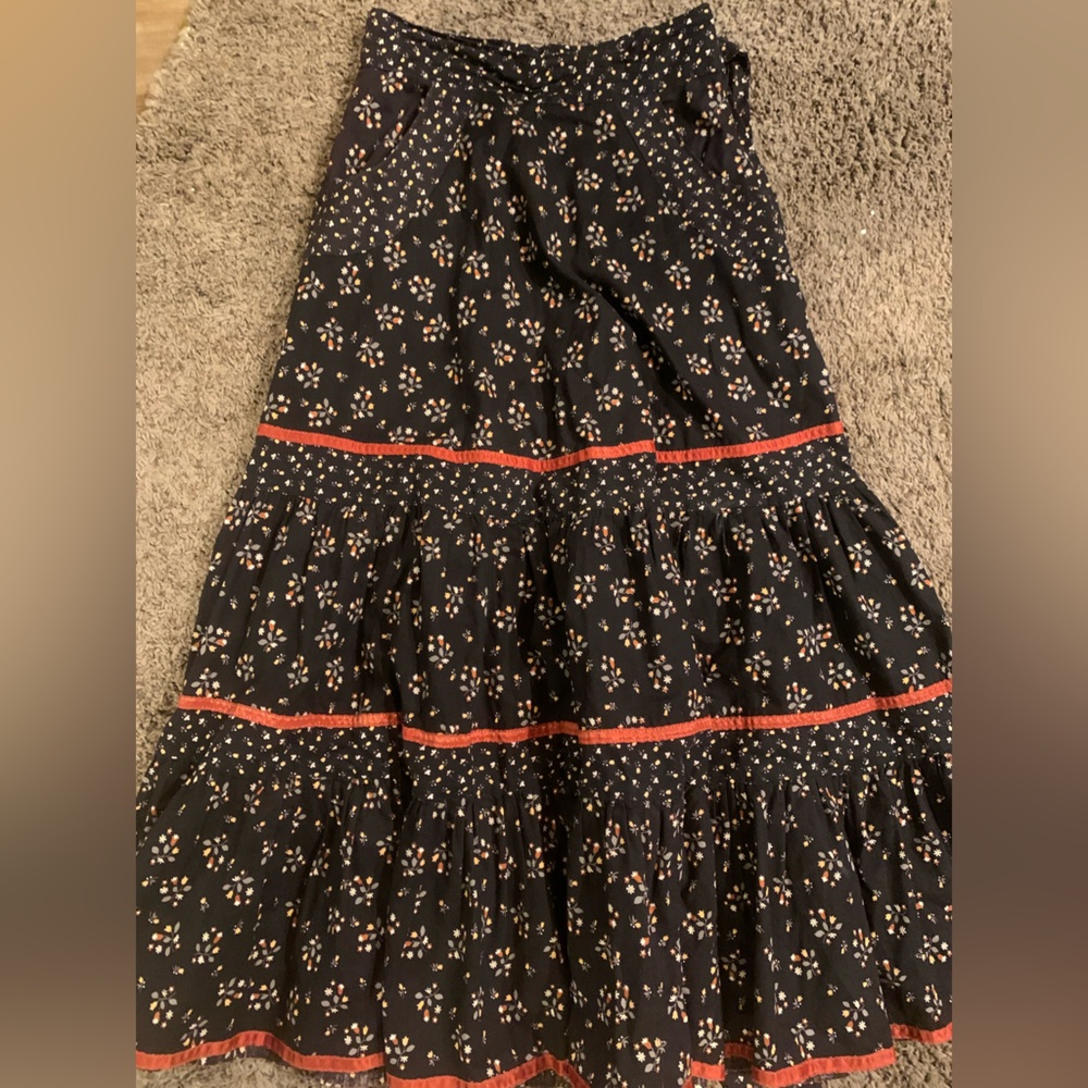 Small Waist Jessica’s Gunnies skirt. Pockets!